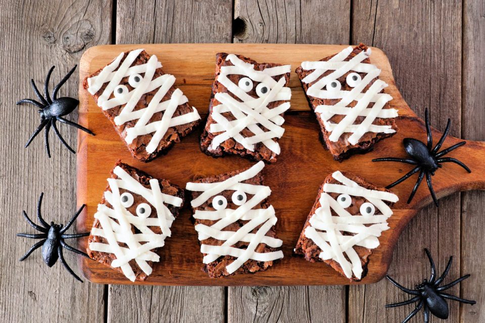 Candy spiders and mummie cookies for a Halloween party